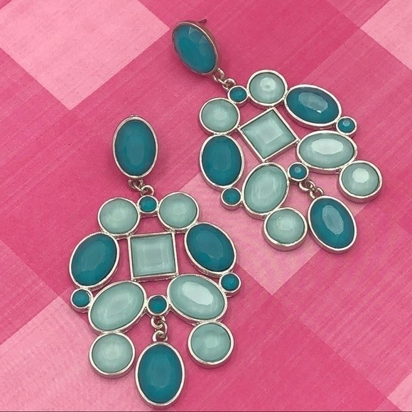 🌼 Large Blue Shape Cluster Post Earrings - Picture 1 of 2